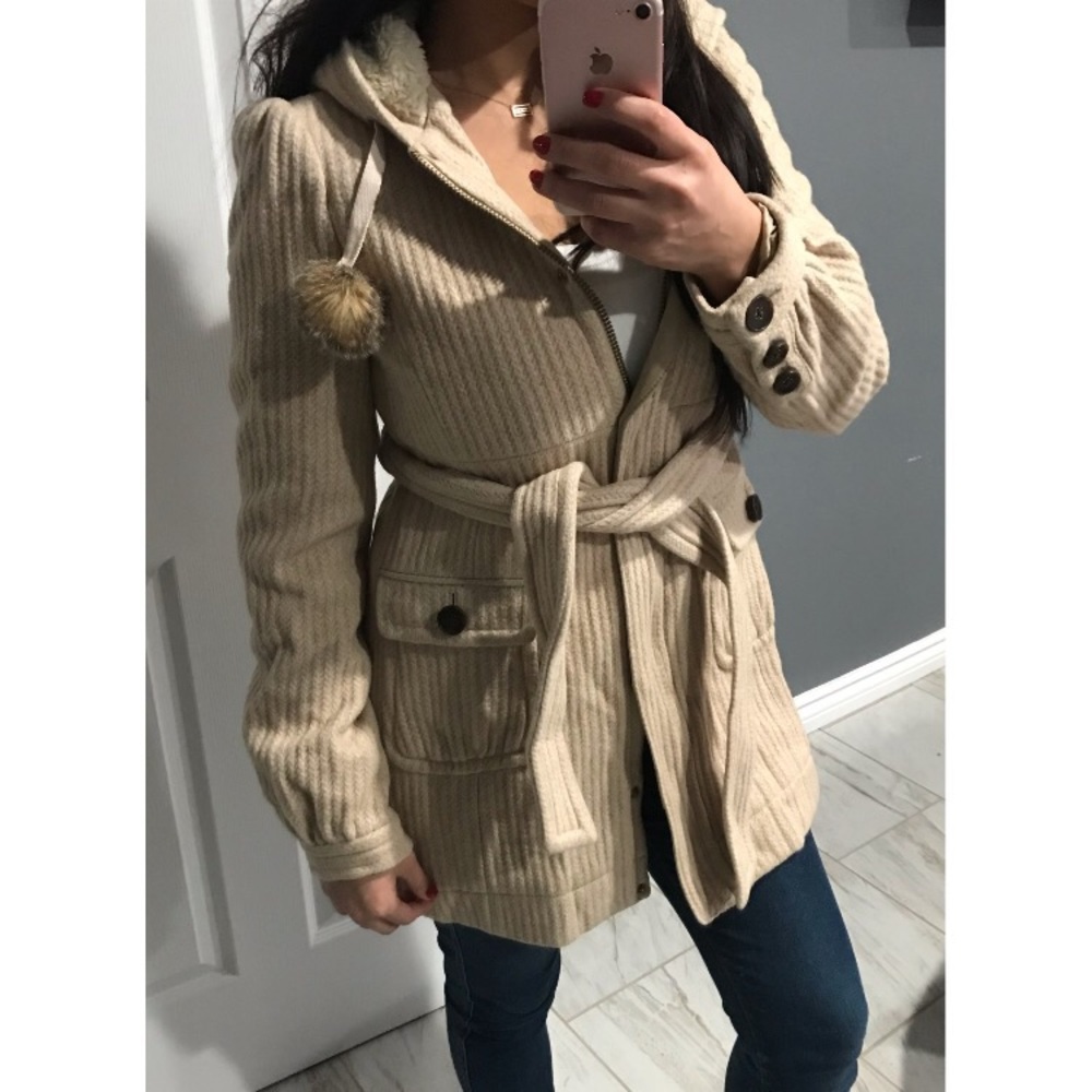 Juicy Couture beige hooded jacket small
